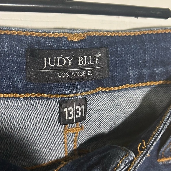 Judy Blue Buffalo Plaid Patch Distressed Skinny Jeans, Size 13/31 Style JB8268DK - Picture 6 of 15